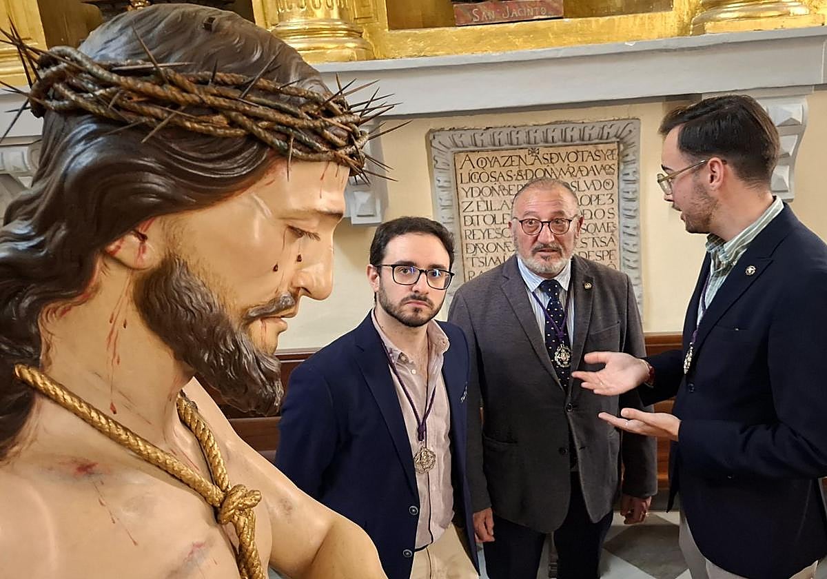 Exposición de los fieles del Señor ya restaurado.