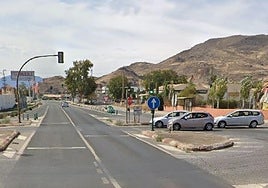 La carretera de Córdoba a su paso por el término municipal de Atarfe.