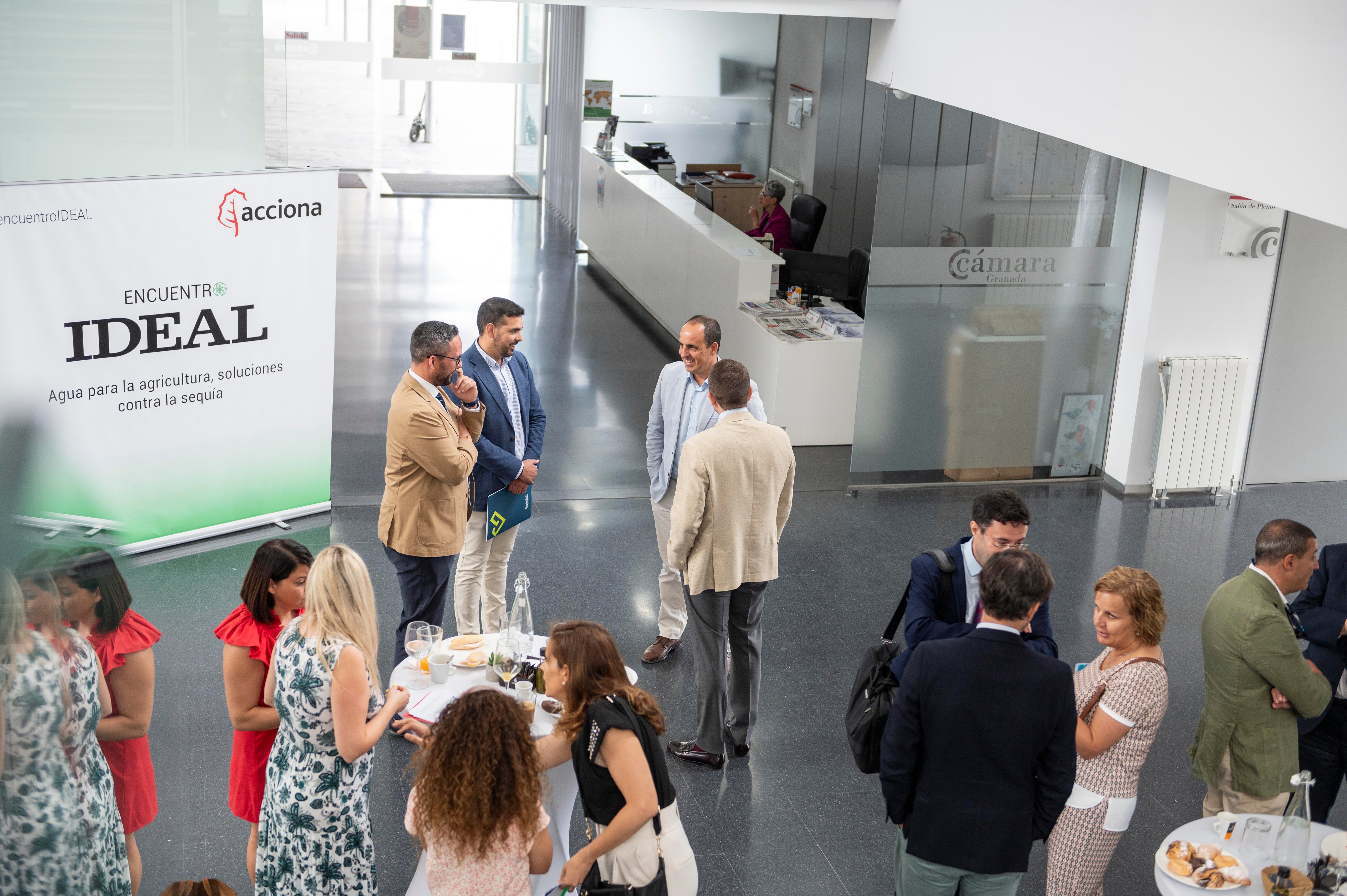 Las imágenes del encuentro de IDEAL y Acciona sobre el agua en la agricultura