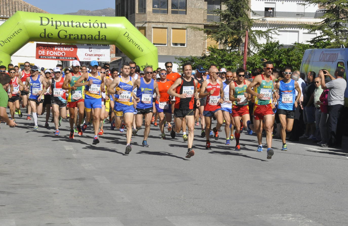 Una anterior edición de la popular carrera de Huéscar.