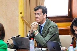 El PP insta al Gobierno a aumentar las plazas MIR tras quedarse 9.000 médicos sin plaza en los últimos dos años