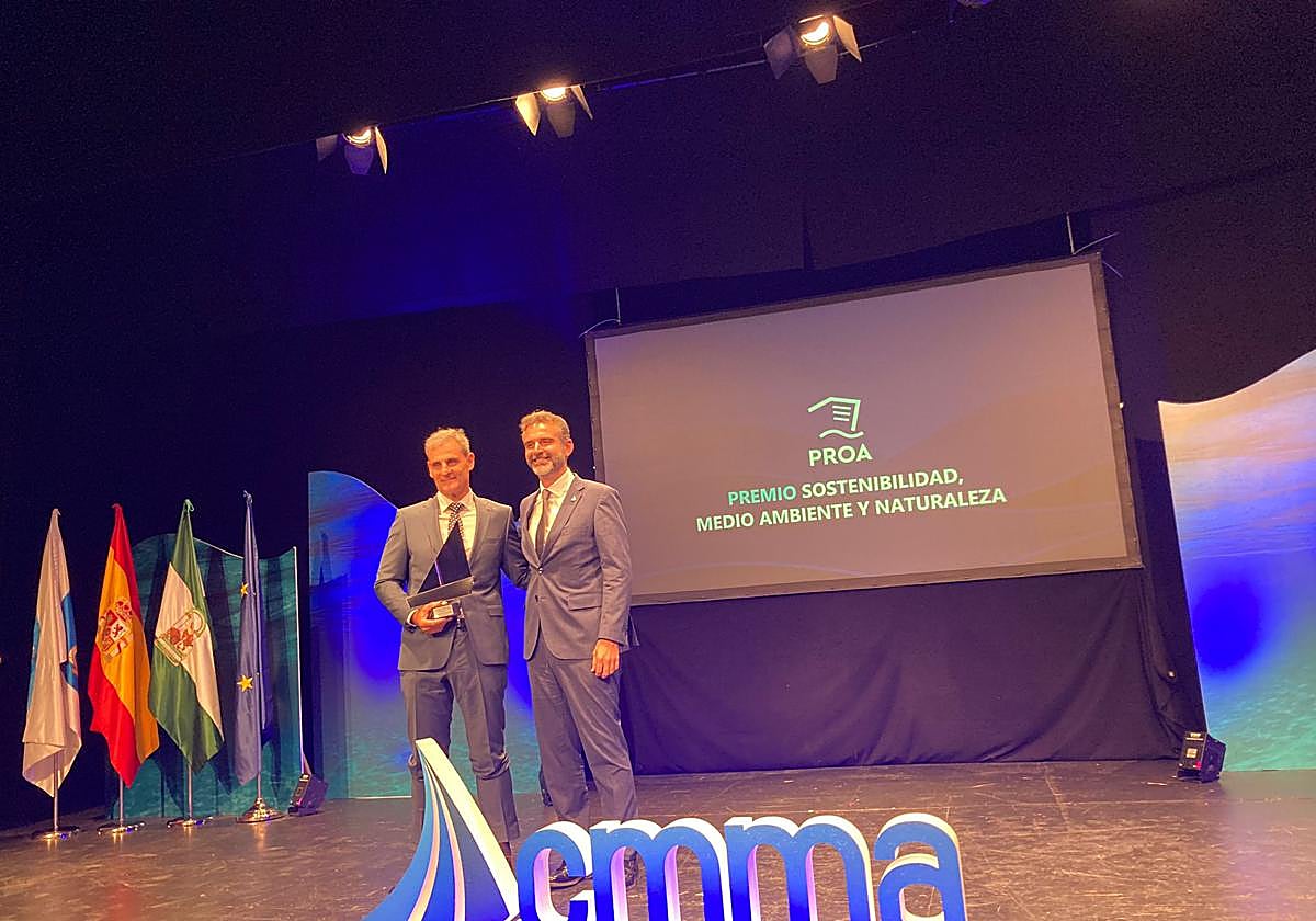 El Aula del Mar de la UGR recibe el premio Proa por su contribución al ámbito marítimo-marino en Andalucía