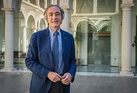El delegado territorial de Salud y Consumo de la Junta en Granada, Indalecio Sánchez-Montesinos.
