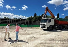 Antonio Losa visita las obras.