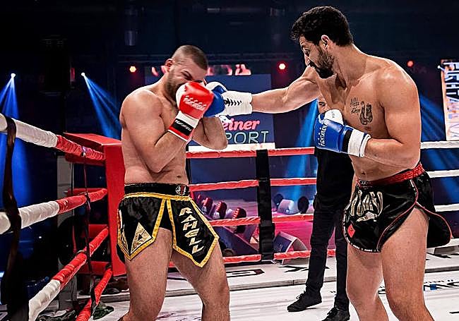 'Romeo', a la derecha.