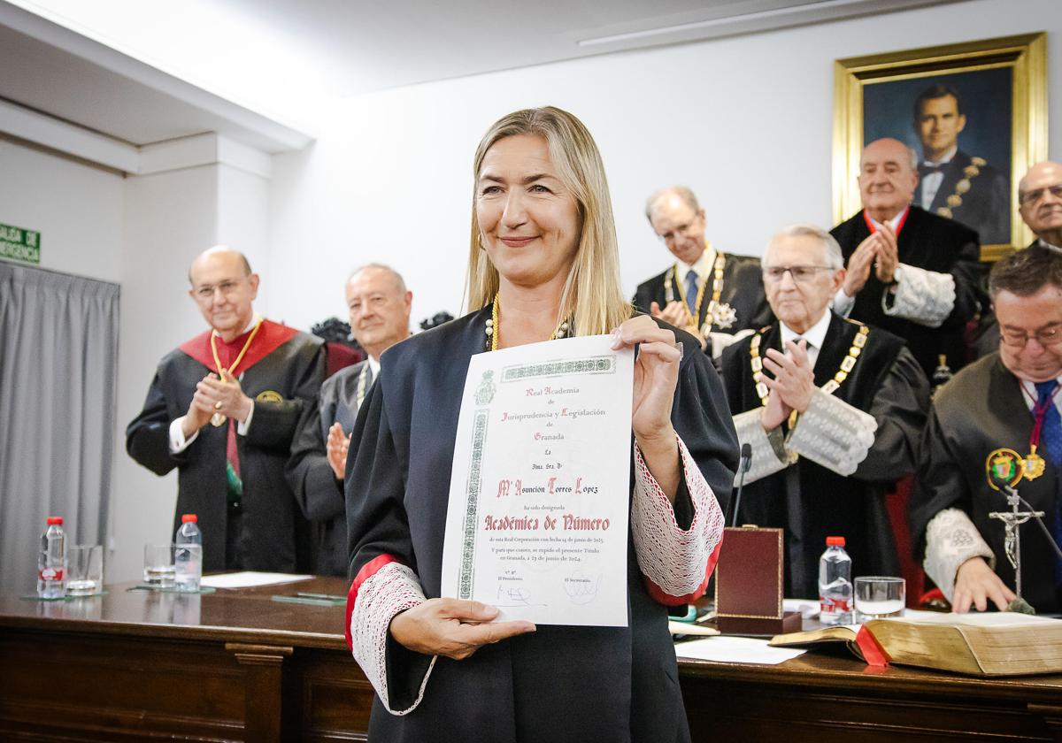 Acto de la Academia de Jurisprudencia y Legislación celebrado en el Colegio de Abogados.