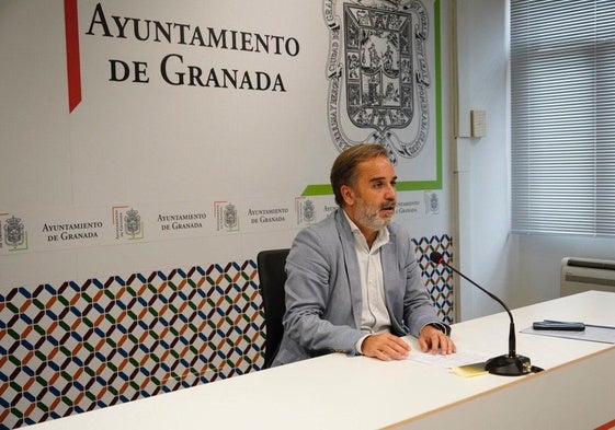 el portavoz del PSOE en el Ayuntamiento, Jacobo Calvo.