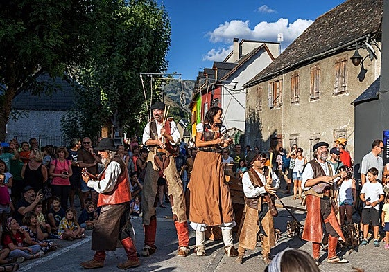 Los teatros de Almería ponen sobre la mesa un menú con una veintena de obras para disfrutar de las artes escénicas