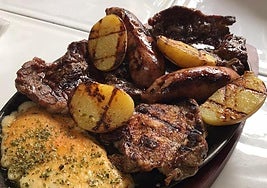 El restaurante con la mejor parrillada de Granada y piononos argentinos