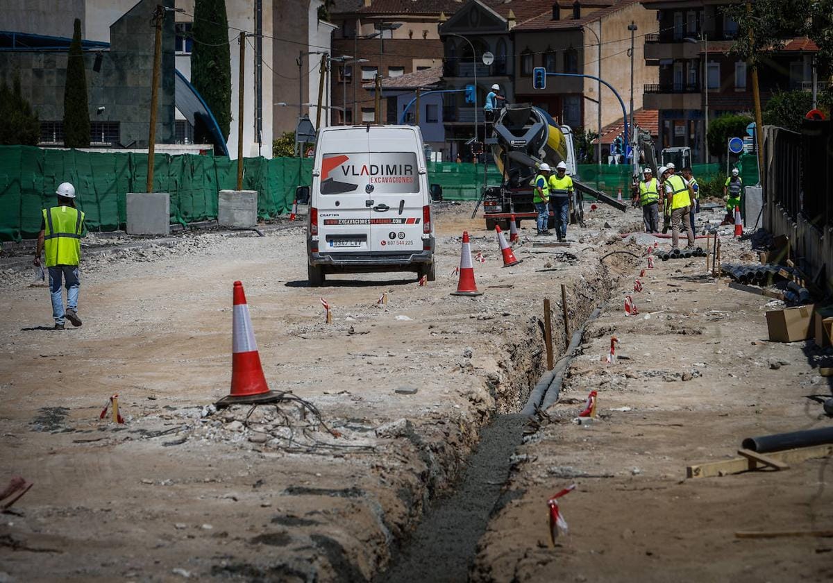 Metro de Granada: Las obras del metro se intensifican en sus dos tramos y  emplean a más de cien trabajadores | Ideal