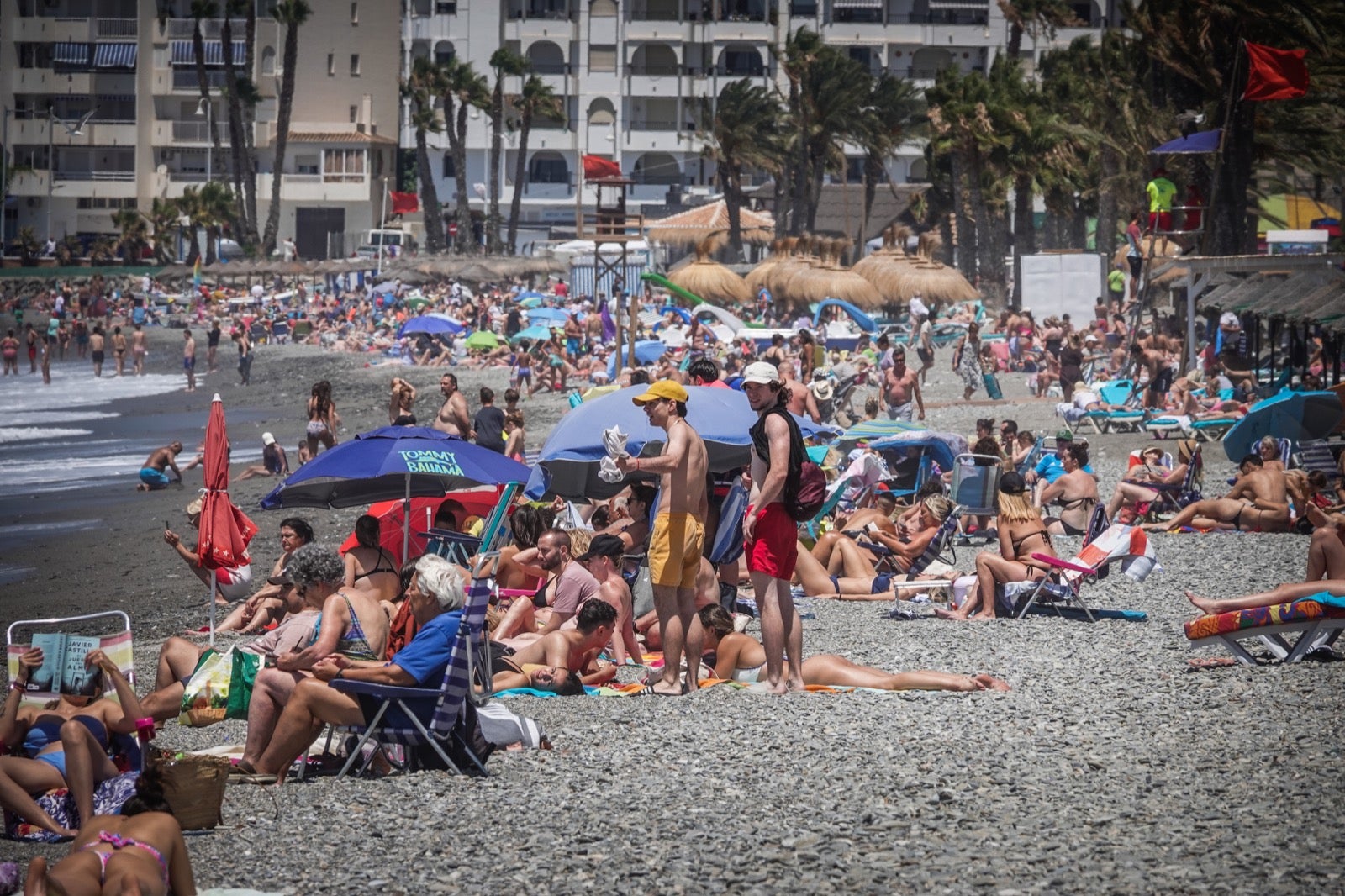 El ambiente en el primer fin de semana de julio en la Costa de Granada