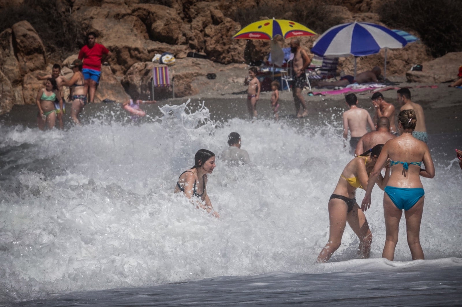 El ambiente en el primer fin de semana de julio en la Costa de Granada