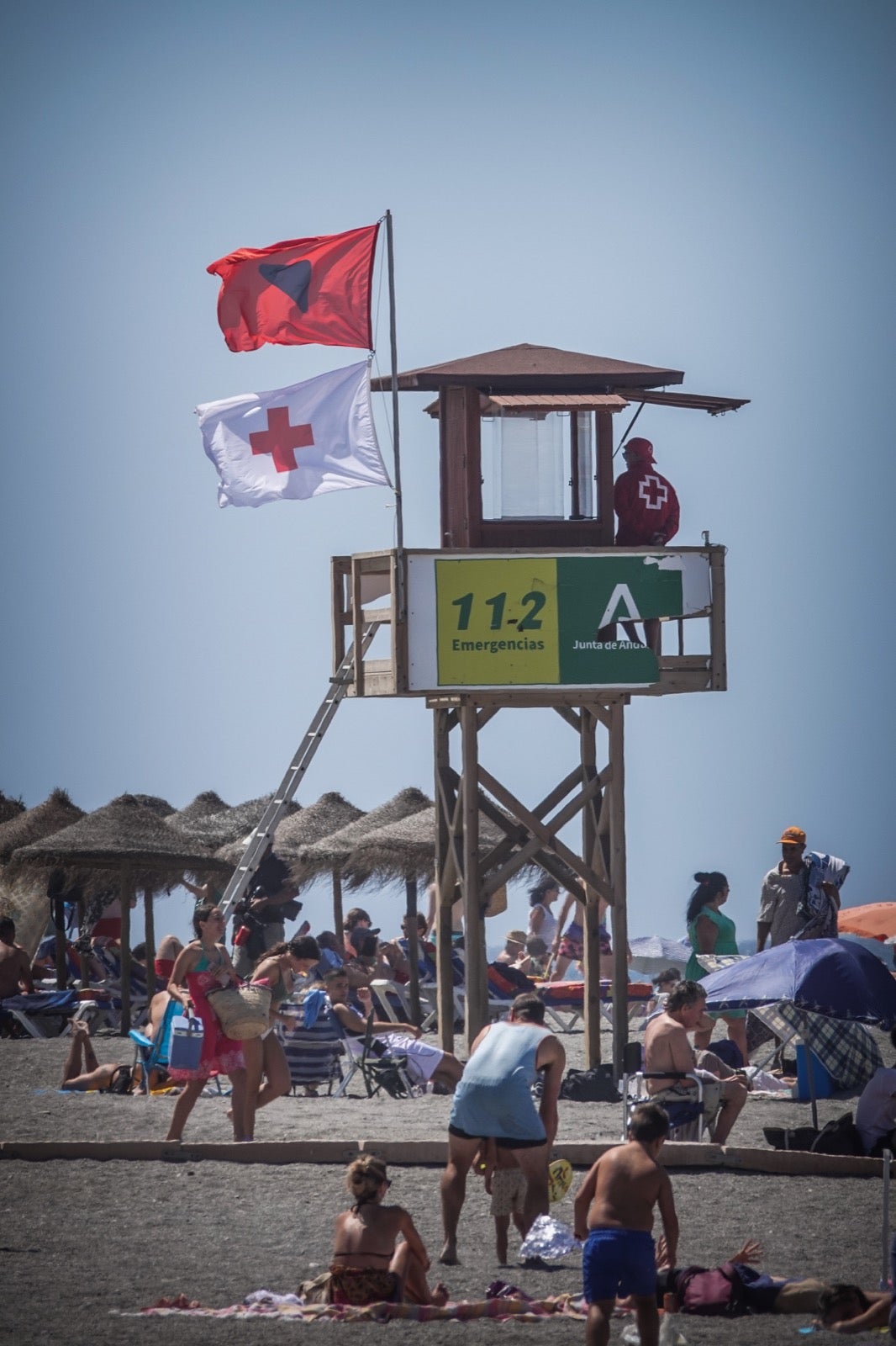 El ambiente en el primer fin de semana de julio en la Costa de Granada