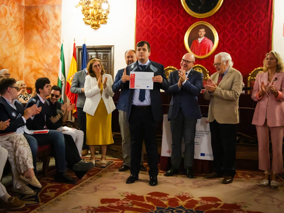 Así ha sido el acto de graduación de jóvenes con discapacidad en la UGR