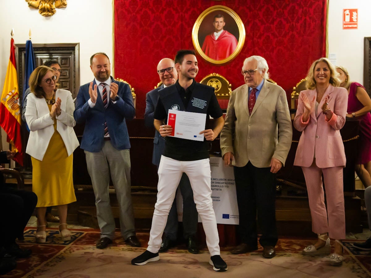 Así ha sido el acto de graduación de jóvenes con discapacidad en la UGR