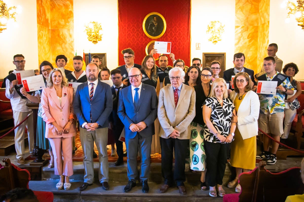 Así ha sido el acto de graduación de jóvenes con discapacidad en la UGR