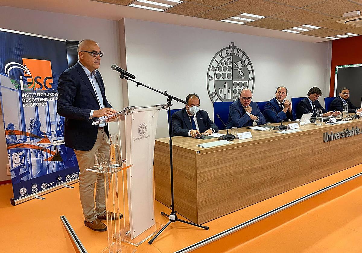 Presentación en la UJA del Instituto Europeo de Sostenibilidad en Gestión, este martes.