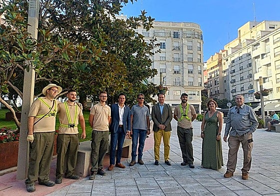 Visita a la plaza de la Libertad, tras su remodelación.