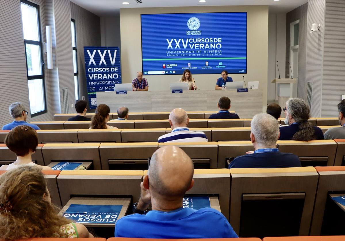 Inauguración del curso 'Tú también eres astrónom@'.