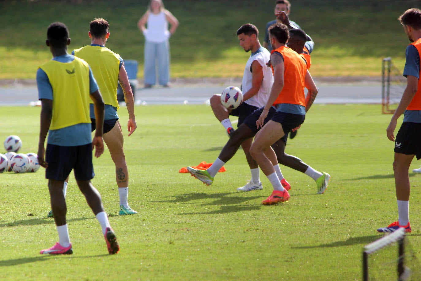 El Almería siembra para la temporada