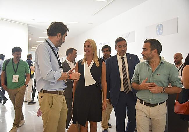 La viceconsejera, de visita por Alhambra Venture.