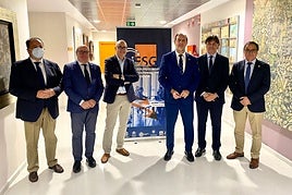 Los rectores de las cinco universidades impulsoras del instituto y su director.