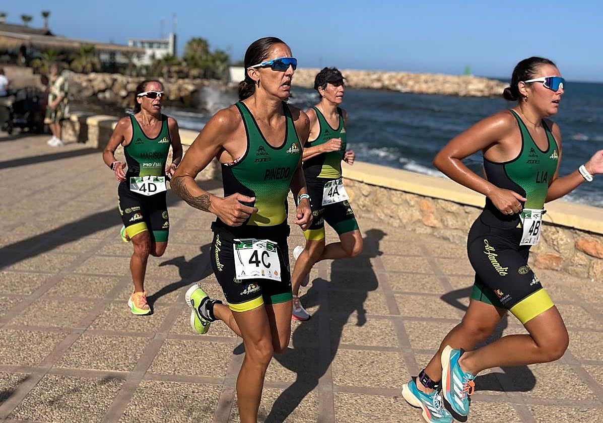 Récord de equipos inscritos en el Campeonato de Andalucía de Triatlón contrarreloj por equipos