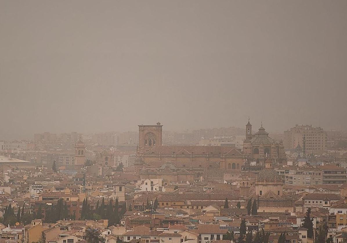 Aviso por calima y calor extremo en Andalucía.