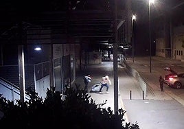 Banda de aluniceros en acción