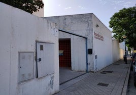 Entrada de la escuela infantil del Serrallo.