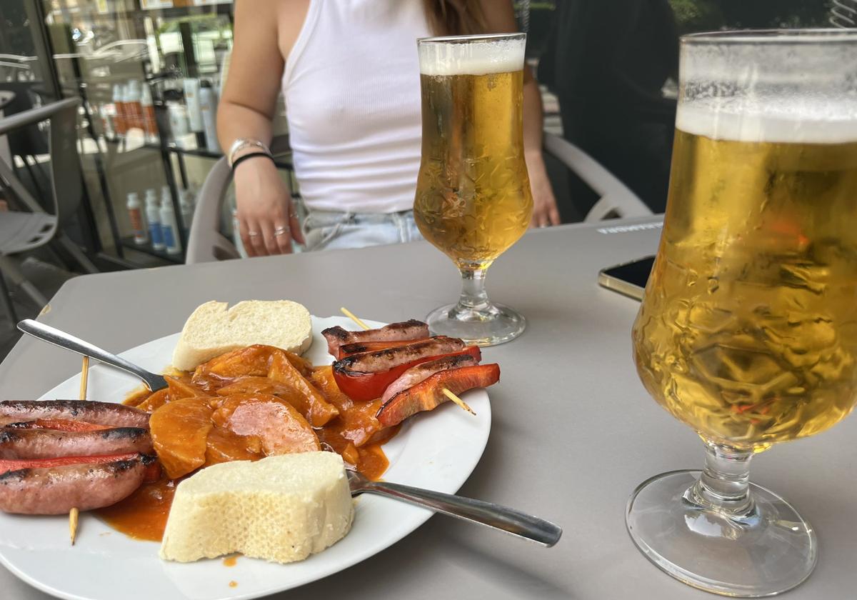 Tapa para dos en el bar El Caribe de Granada.