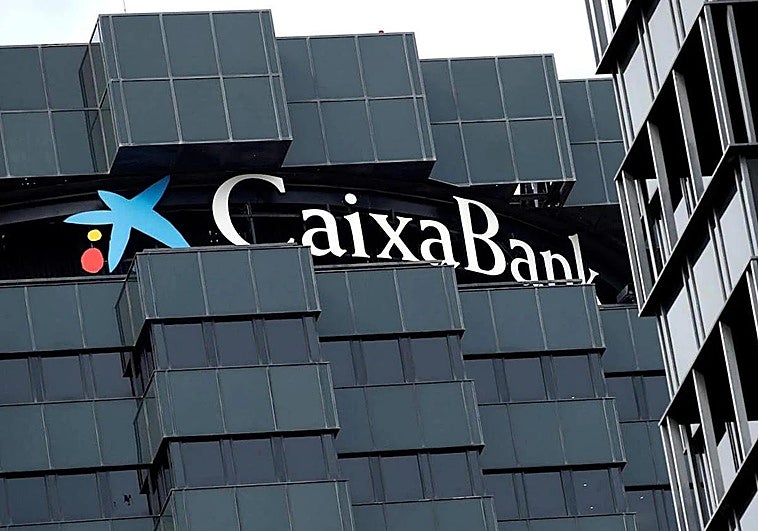 Aviso de Caixabank al teléfono de sus clientes por un cambio importante.