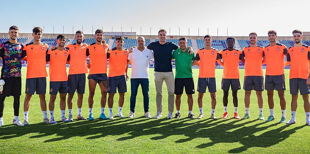 Algunos de los refuerzos del equipo