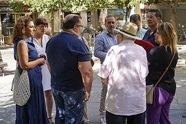 El PSOE recoge el malestar de los vecinos de Doctores ante la «falta de comunicación» del PP