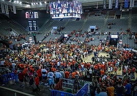 Celebración de la permanencia del Covirán la temporada pasada.