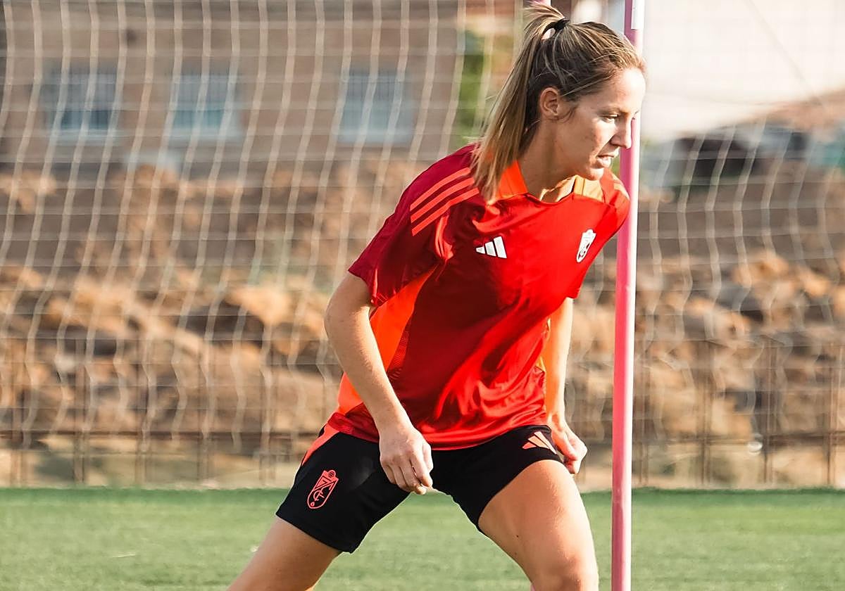 Lauri esquiva picas durante uno de los primeros entrenamientos de esta pretemporada.