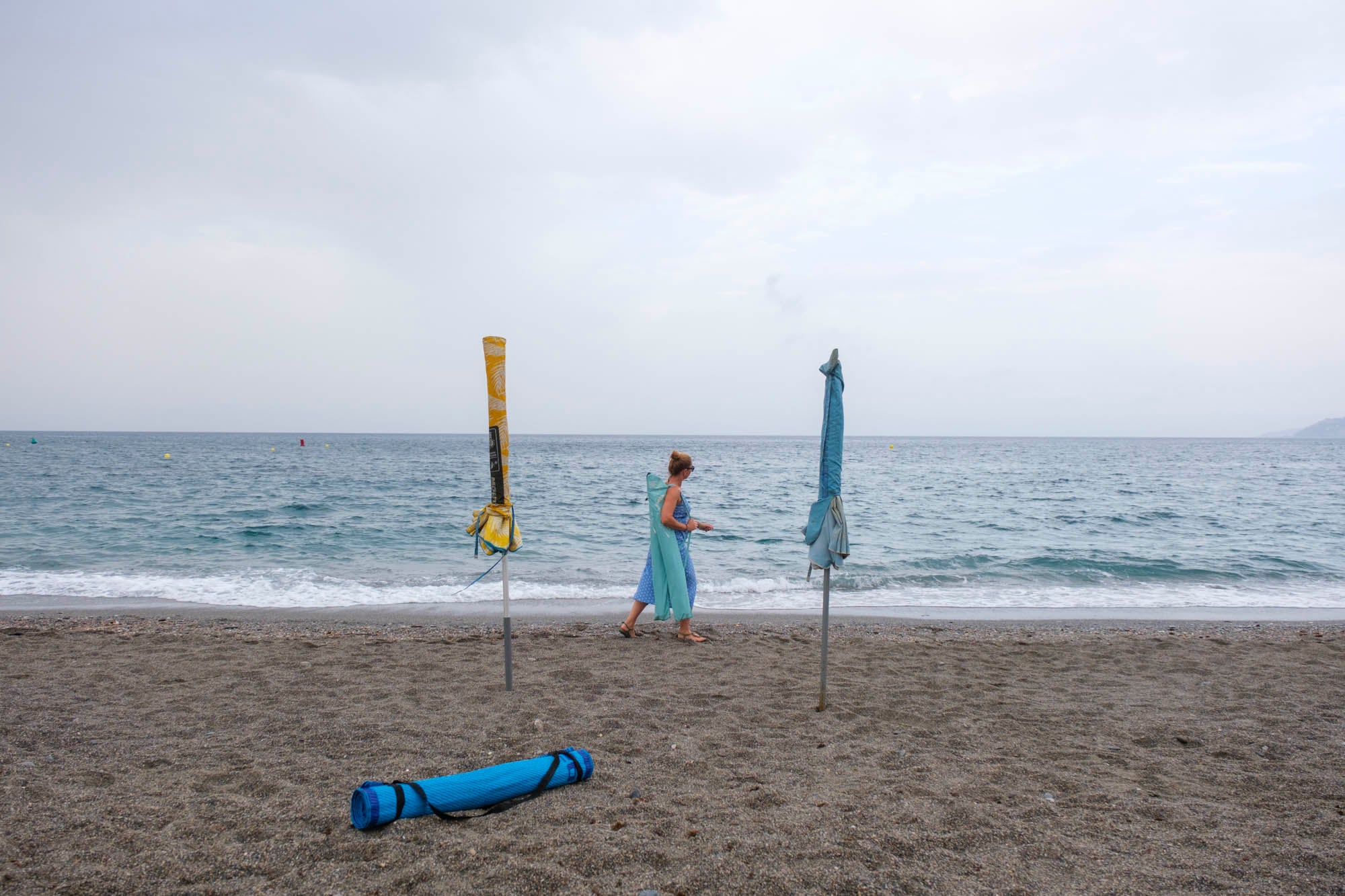 Reservas de plazas con sombrillas en la costa granadina