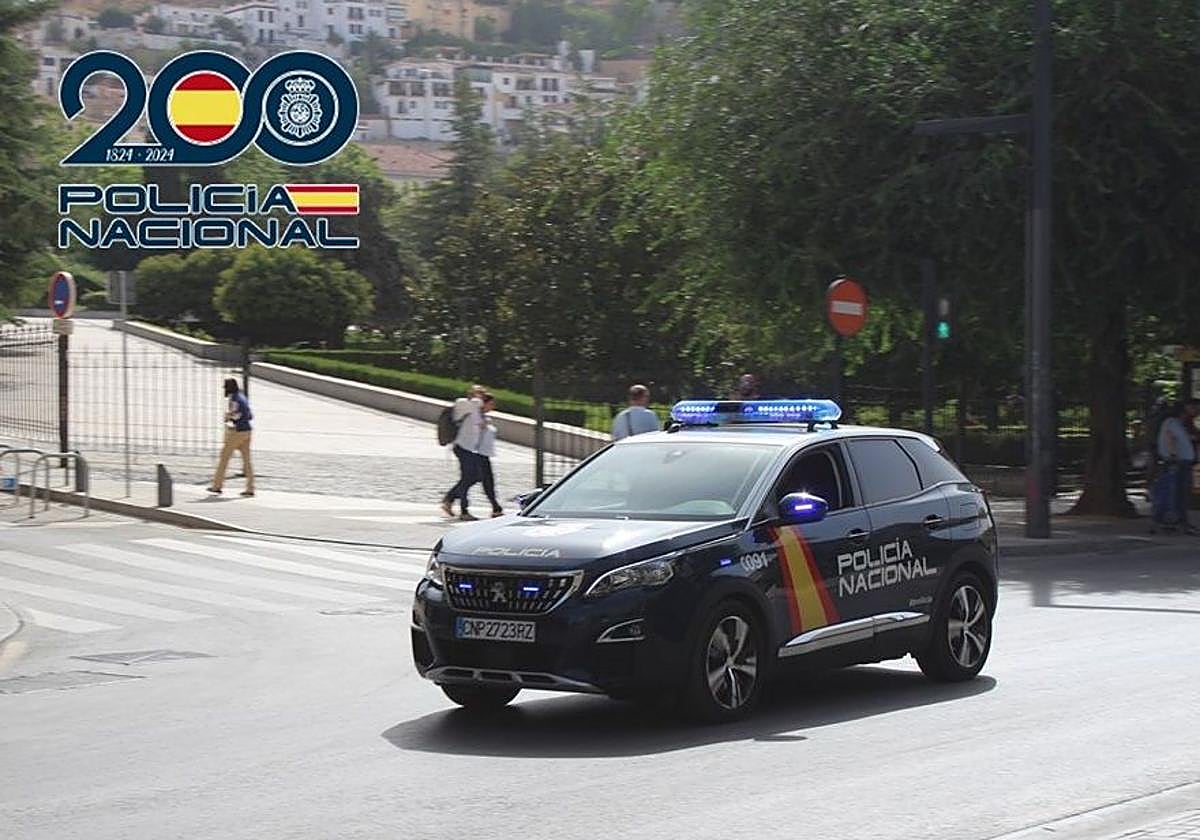 Dos detenidos por participar en varios 'tirones' usando un coche robado en Granada