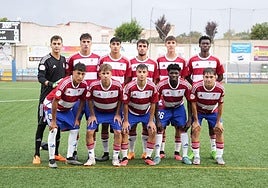 El Juvenil A del Granada durante un partido la pasada campaña.