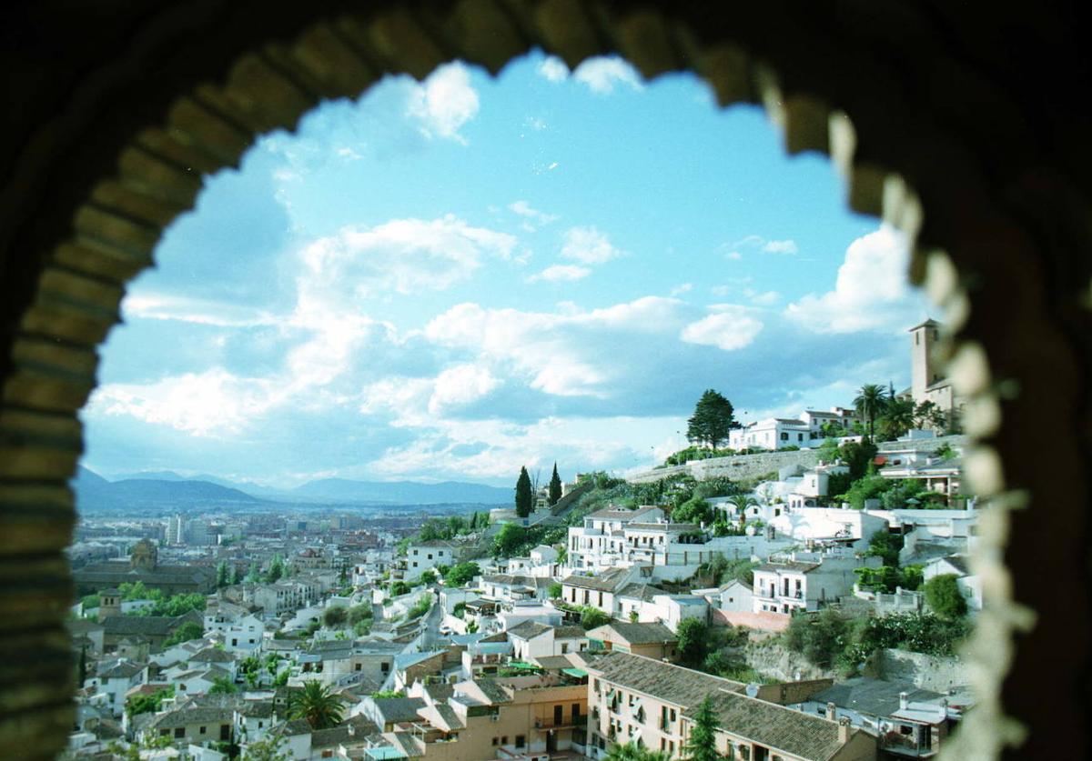 Vista del barrio del Albaicín desde el palacio de Dar al-Horra.