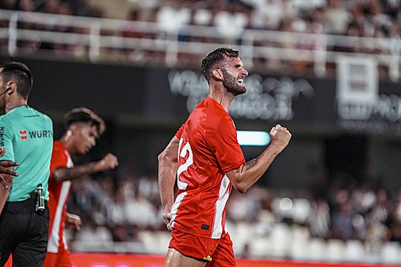 Baptistao celebra el gol del triunfo.
