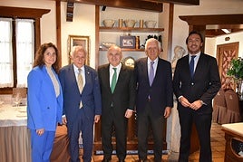 La Academia de Ciencias Sociales y de Medio Ambiente de Andalucía y CaixaBank conceden los premios Francisco de Asís