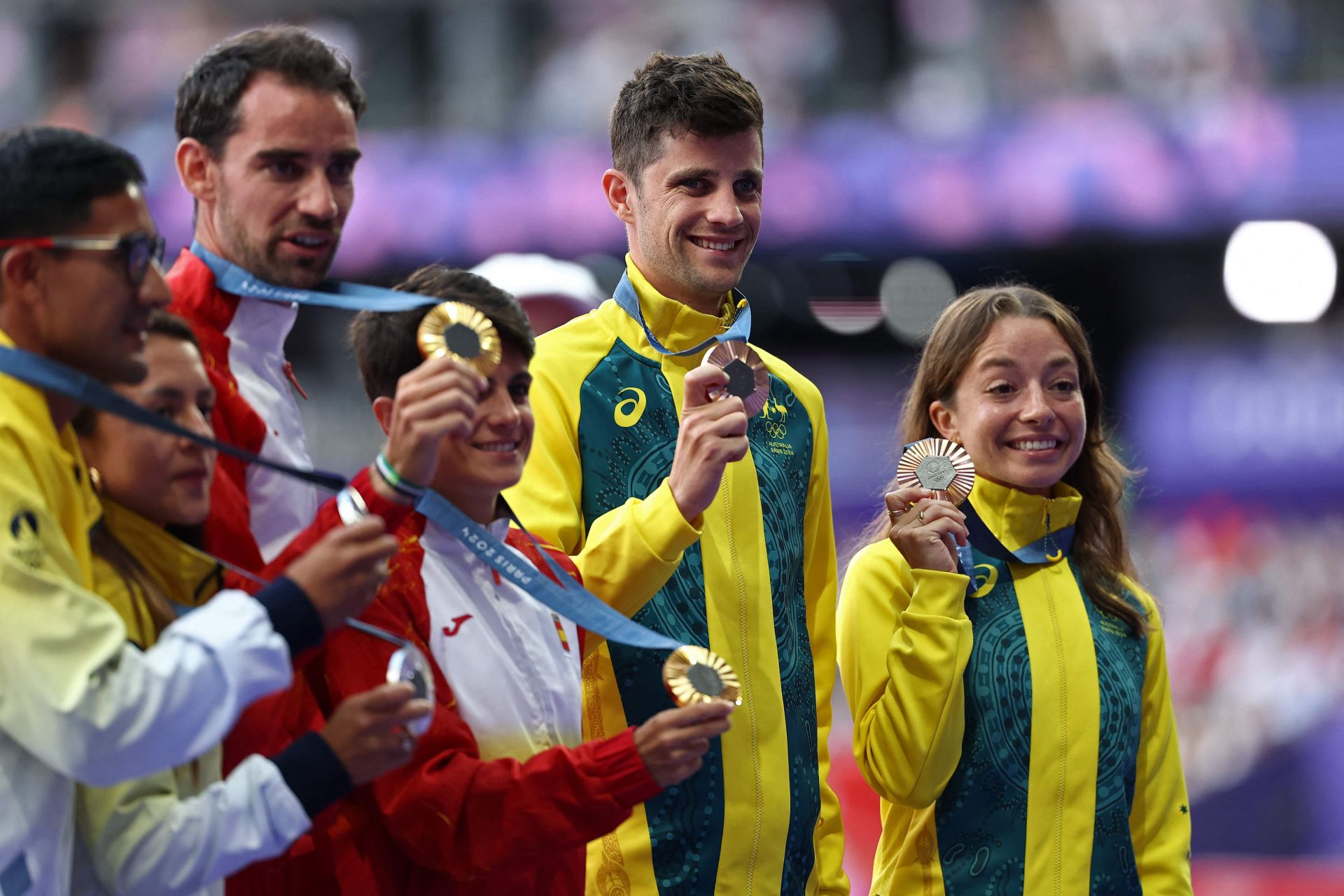 Las imágenes de la alegría por el oro de María Pérez