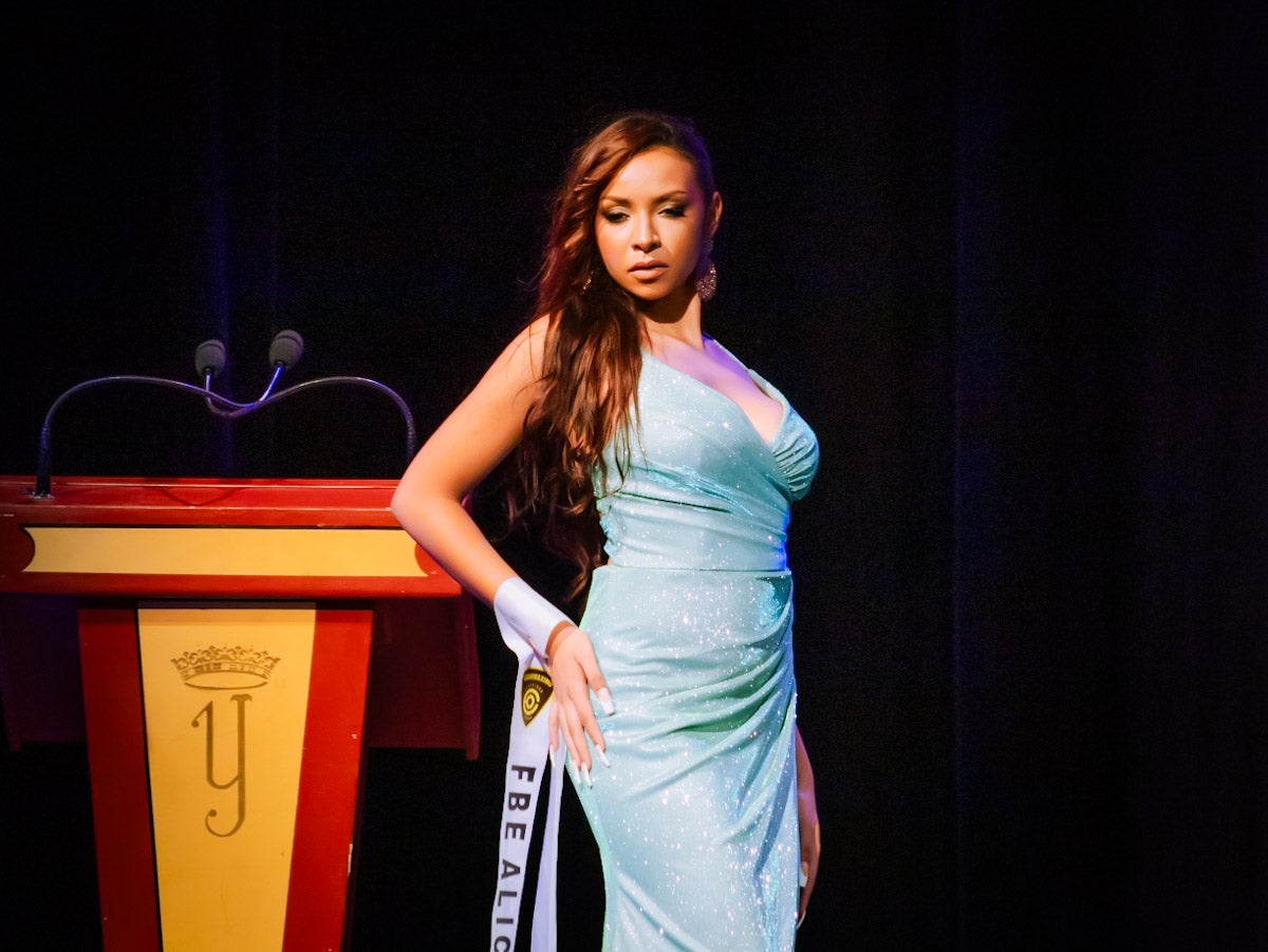 Las imágenes de los más guapos y las más guapas de España en Granada