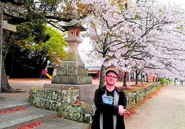 Juan Ignacio, en un templo japonés cerca de su hogar.