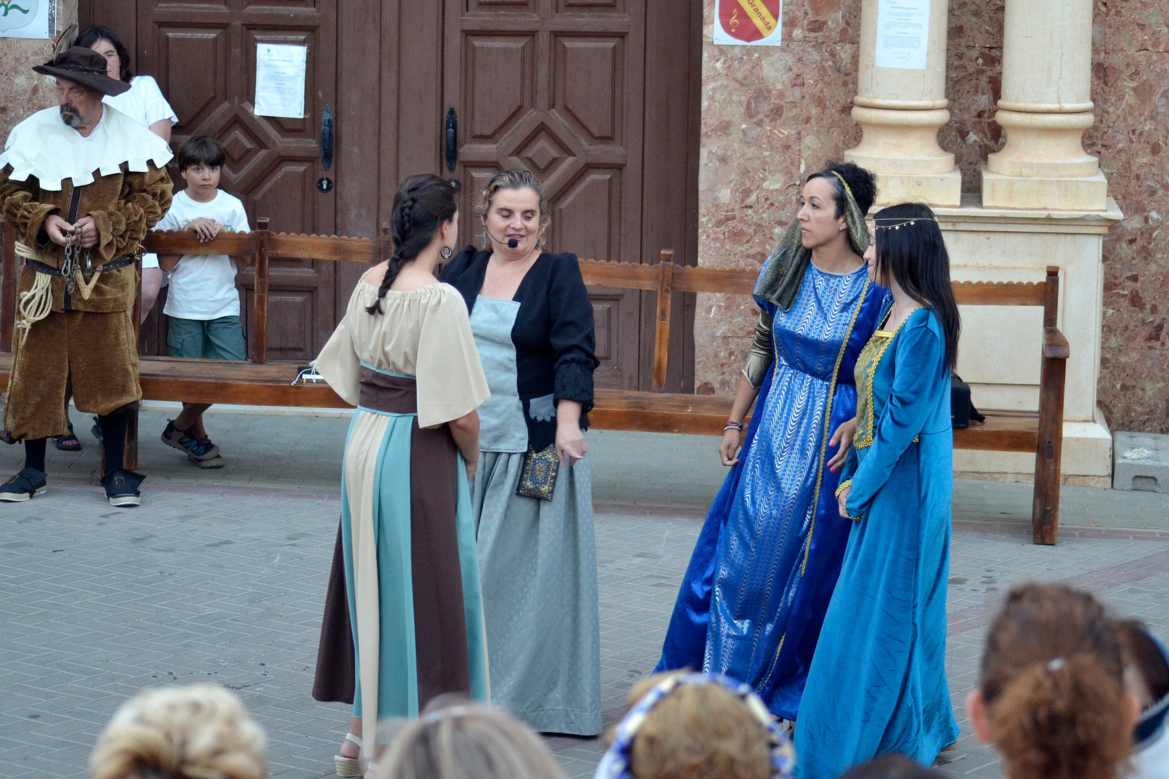 La leyenda del monstruo de un pueblo de Granada que lo llena de color