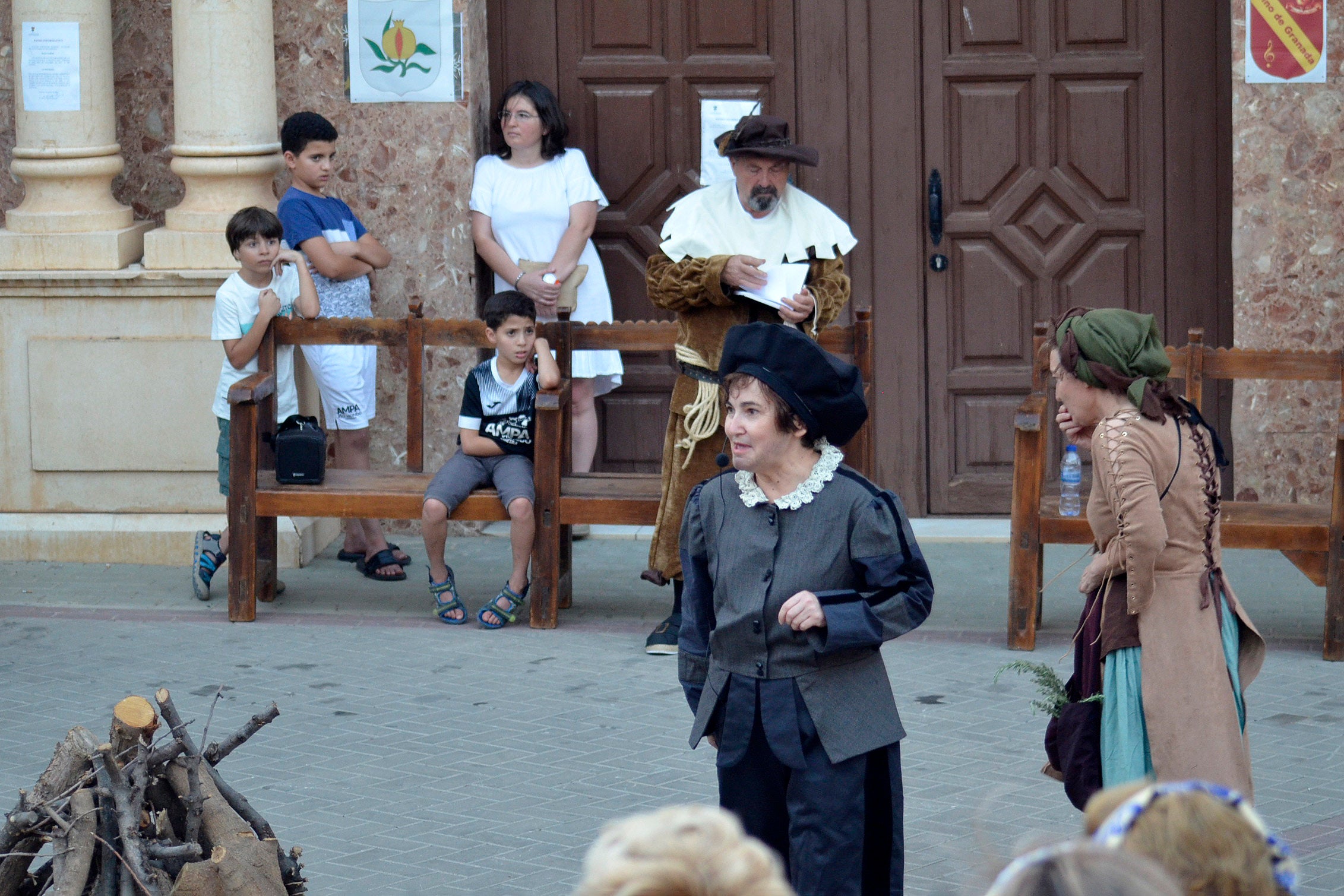 La leyenda del monstruo de un pueblo de Granada que lo llena de color