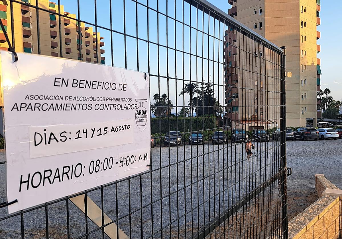 Zona habilitada para aparacar durante la Feria de Día de Almuñécar