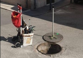 Trabajos de desinsectación en el barrio de Belén y San Roque, hace unos años.