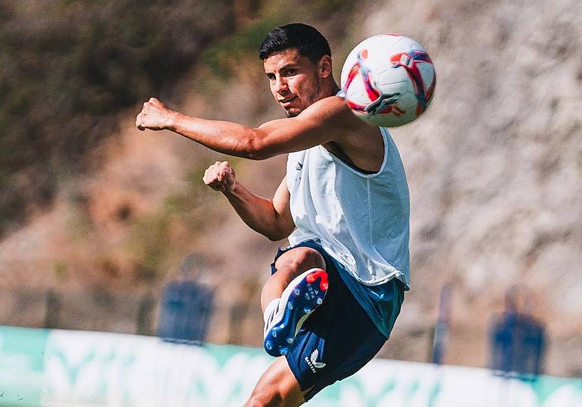 Robertone apunta a ser titular en mediocampo; Rubi le sacó rendimiento en su anterior etapa.